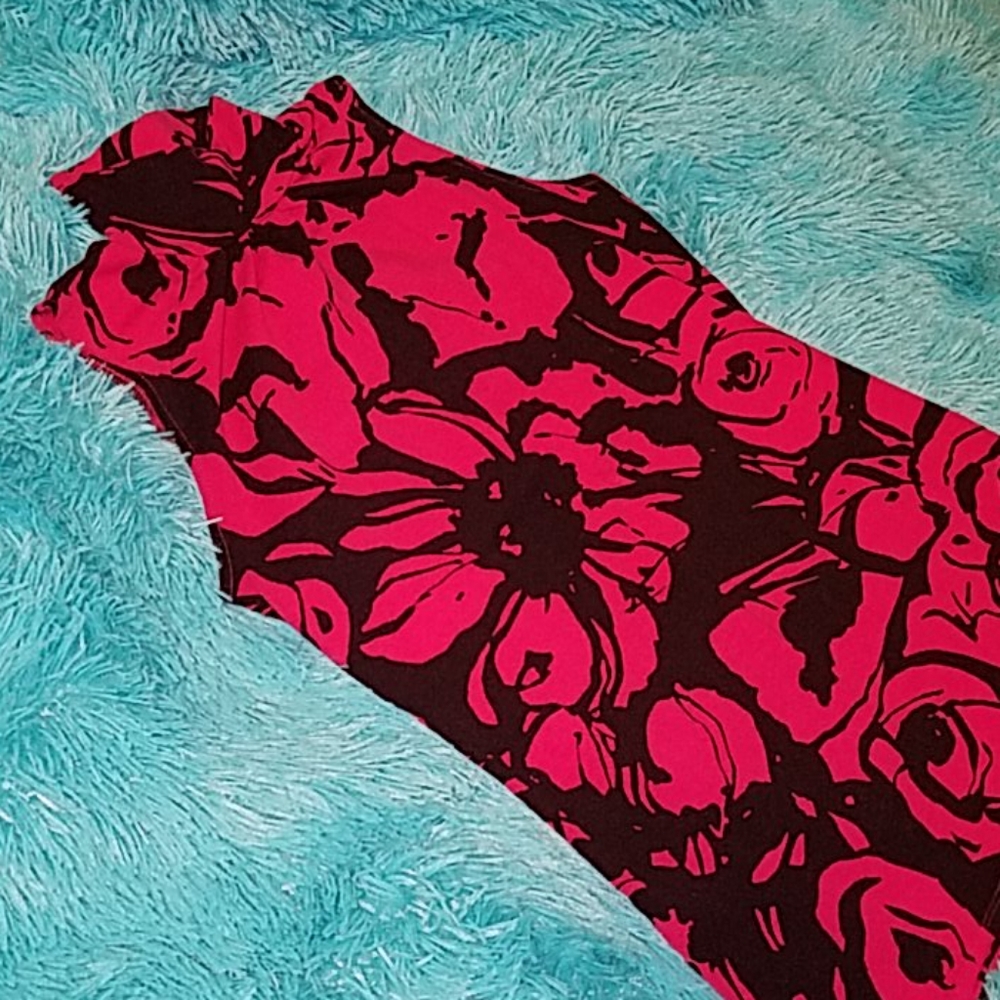 Express mock neck tank